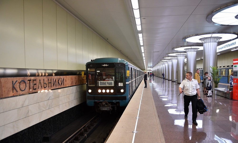 Станция метро "Котельники".